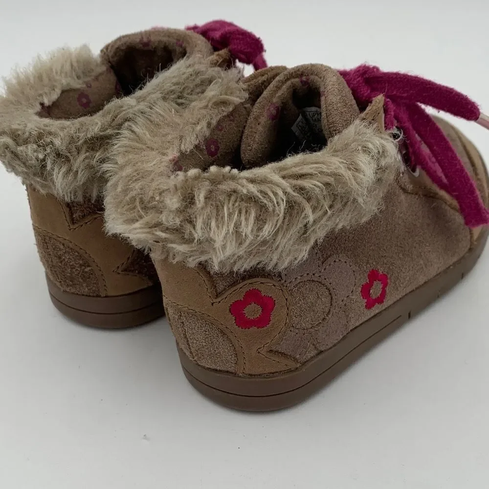 Clarks Toddler Brown Suede Boots with Pink Accents Size 5